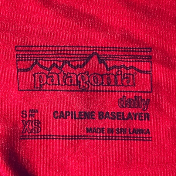 Patagonia Men/Unisex XS Cherry Red Daily Capilene Baselayer T-shirt - Picture 7 of 7